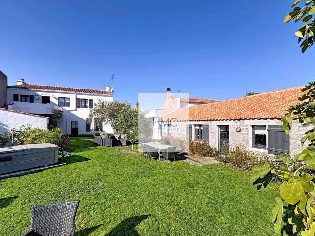 Maison 7 pièces 200 m²