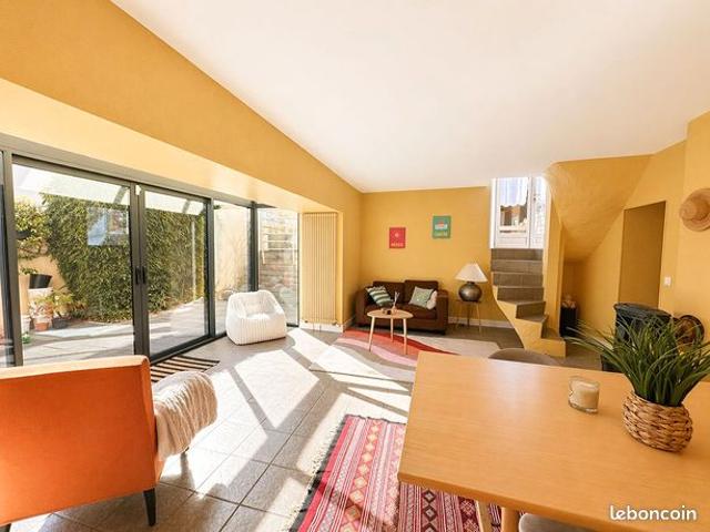 Maison 7 pièces 200 m²
