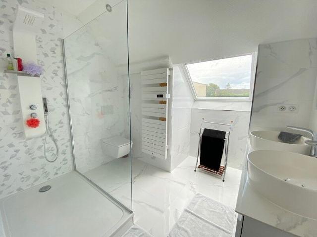Maison 7 pièces, 200 m² à louer à Oisy 59195