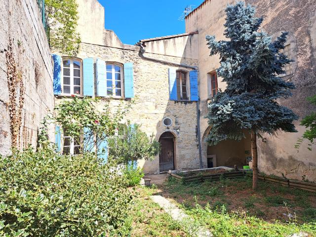 Maison 7 pièces 201 m²