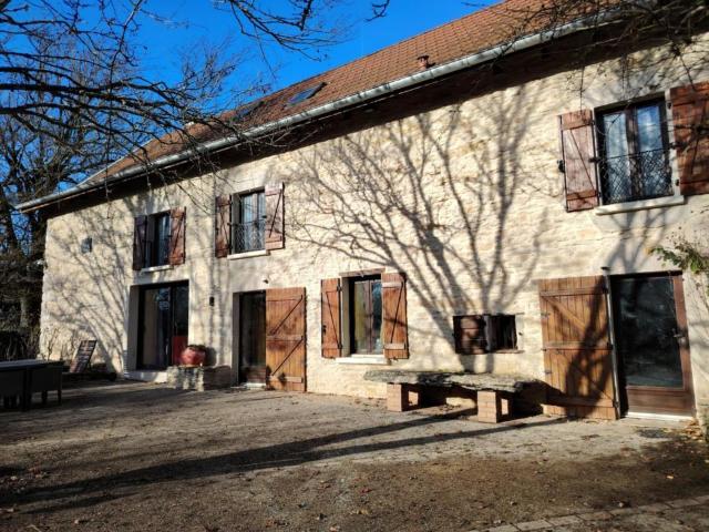 Maison 7 pièces 201 m²