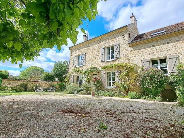 Maison 7 pièces 201 m²