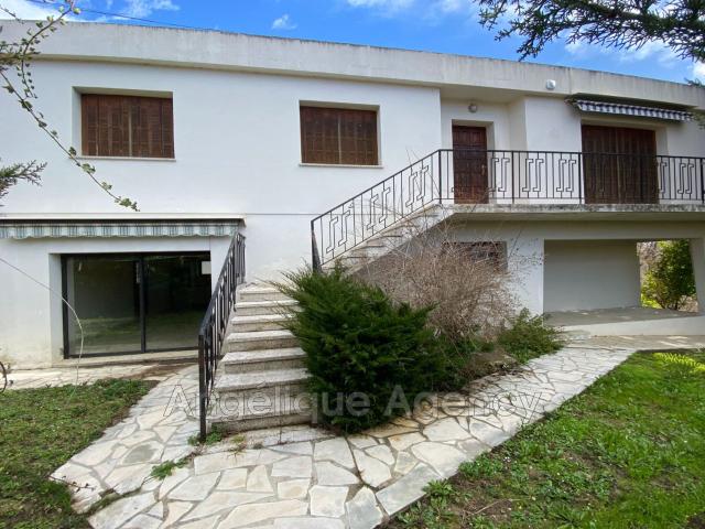 Maison 7 pièces 201 m²