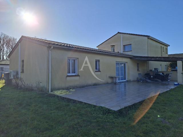 Maison 7 pièces 202 m²