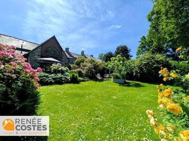Maison 7 pièces 202 m²