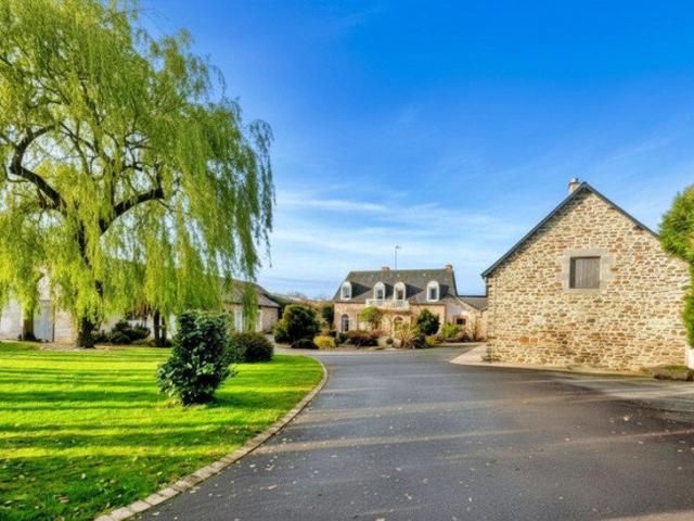 Maison 7 pièces 202 m²