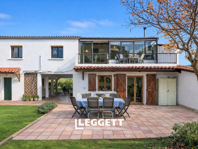 Maison 7 pièces 202 m²