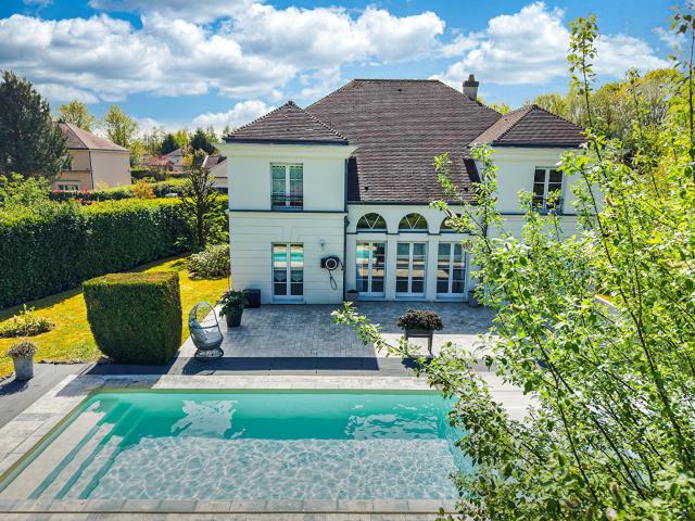 Maison 7 pièces 202 m²