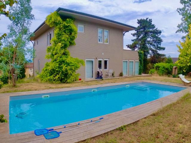 Maison 7 pièces 202 m²