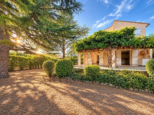 Maison 7 pièces 203 m²
