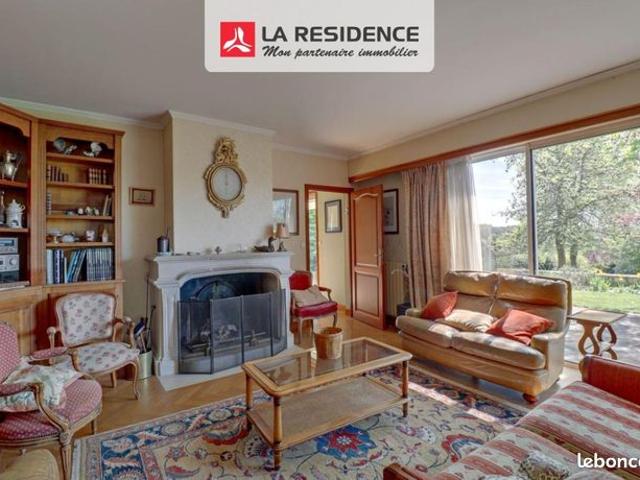 Maison 7 pièces 203 m²