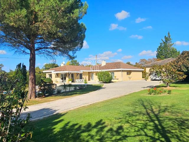 Maison 7 pièces 203 m²