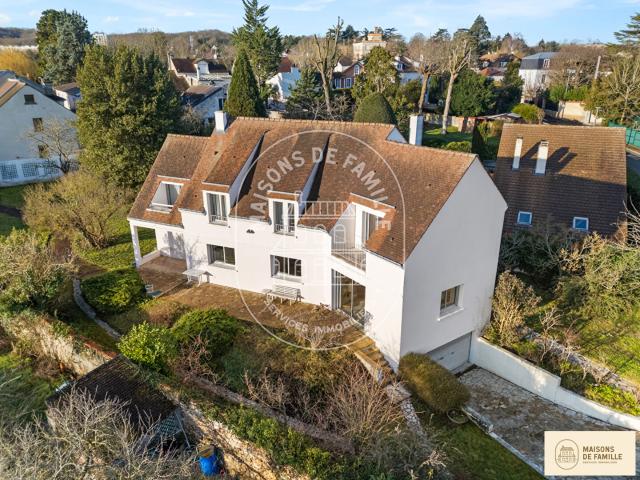 Maison 7 pièces 203 m²