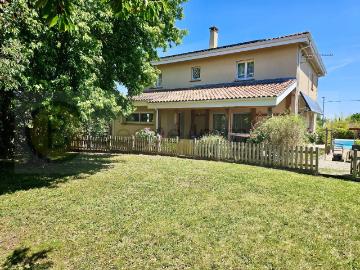 Maison 7 pièces 203 m²
