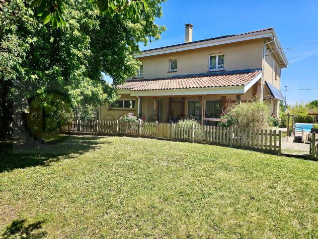 Maison 7 pièces 203 m²