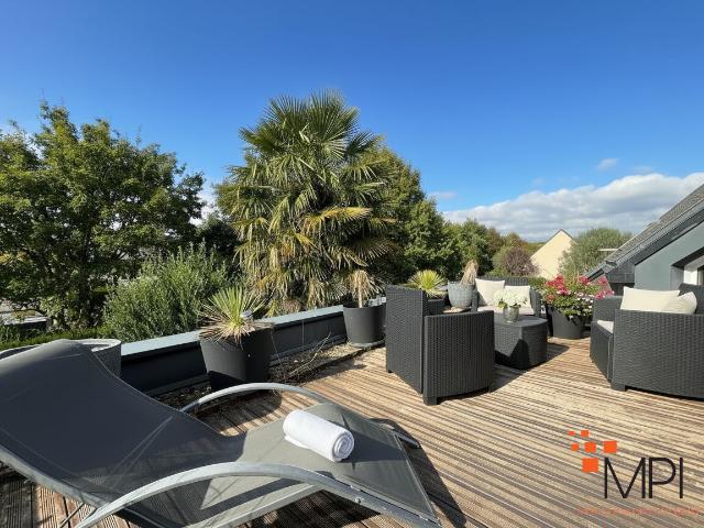 Maison 7 pièces 203 m²