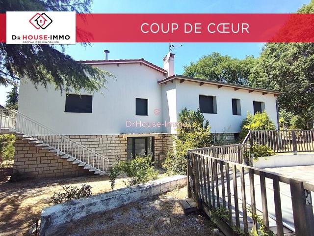 Maison 7 pièces 214 m²
