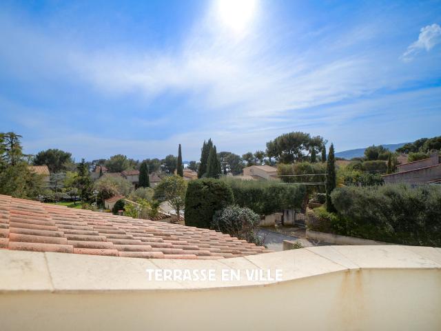 Maison 7 pièces 214 m²