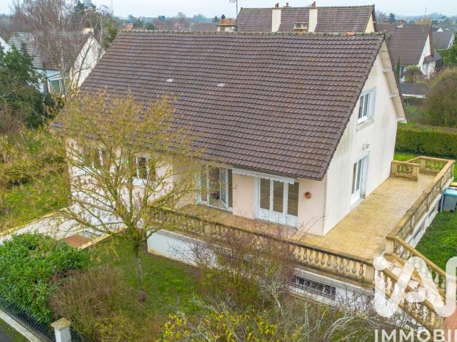 Maison 7 pièces 214 m²