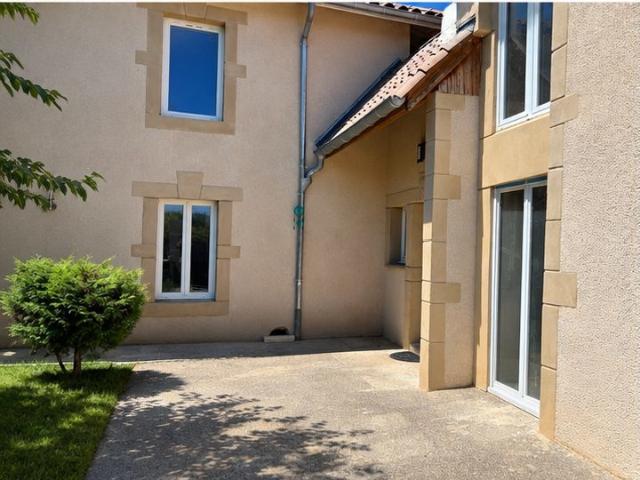 Maison 7 pièces 214 m²