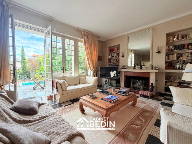 Maison 7 pièces 215 m²