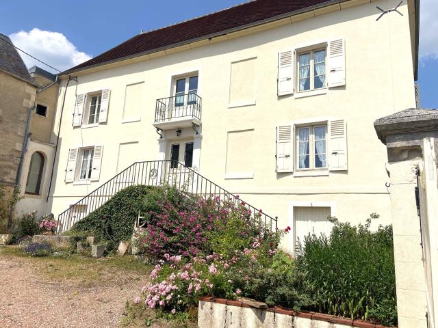 Maison 7 pièces 215 m²