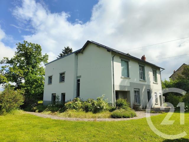 Maison 7 pièces 215 m²