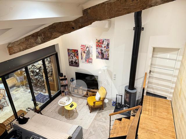 Maison 7 pièces 215 m²