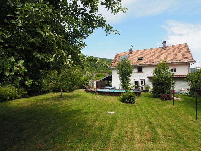 Maison 7 pièces 215 m²