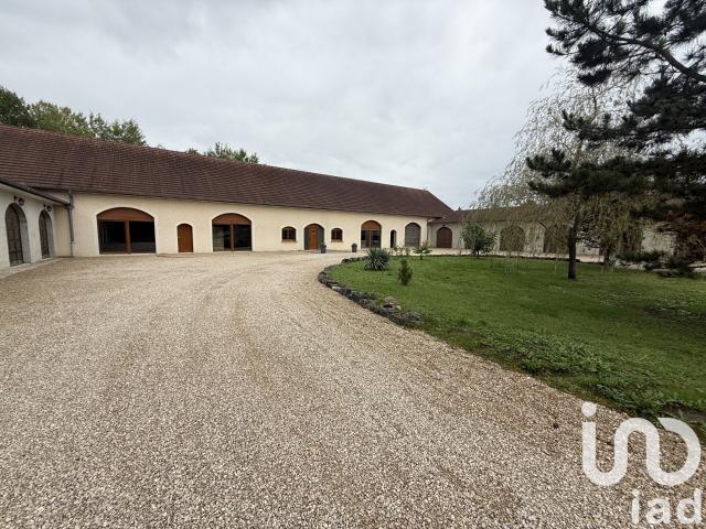 Maison 7 pièces 215 m²