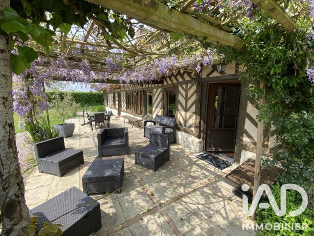Maison 7 pièces 215 m²