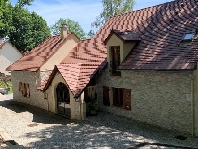 Maison 7 pièces 215 m²