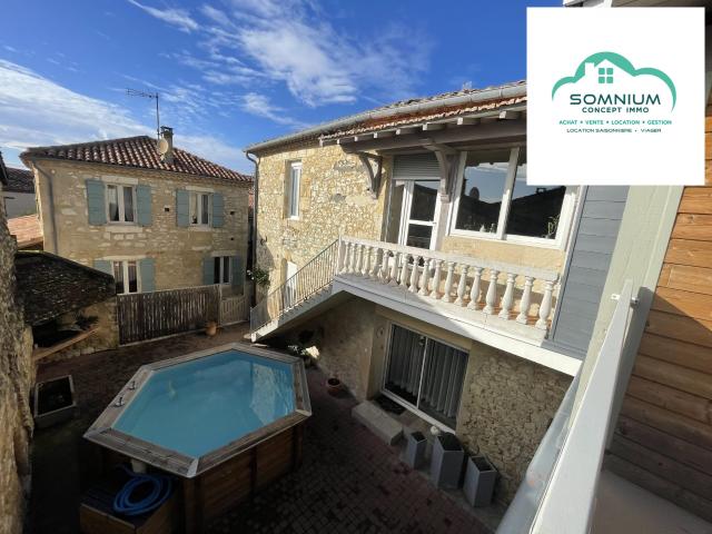 Maison 7 pièces 215 m²