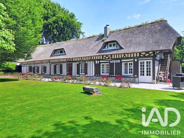 Maison 7 pièces 215 m²