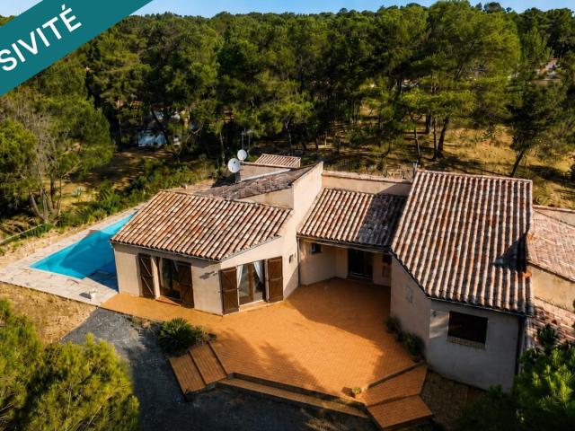 Maison 7 pièces 215 m²