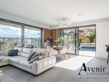 Maison 7 pièces 215 m²