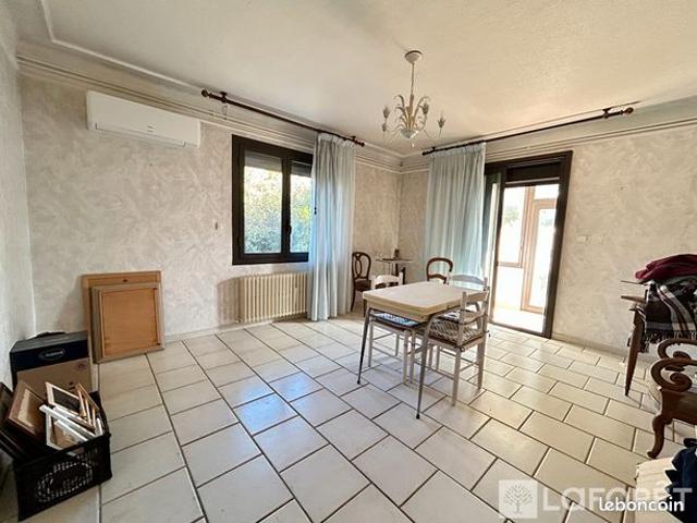 Maison 7 pièces 215 m²