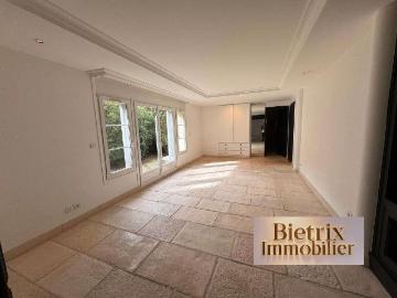 Maison 7 pièces, 215 m² à louer à L'Isle Adam 95290