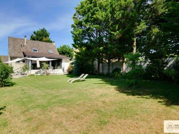 Maison 7 pièces 216 m²