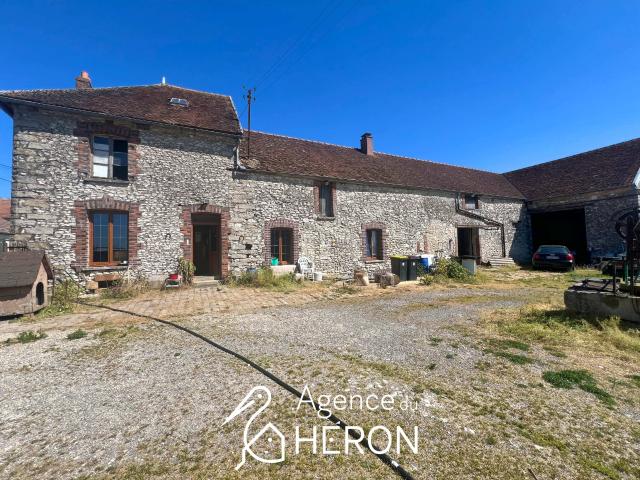 Maison 7 pièces 216 m²