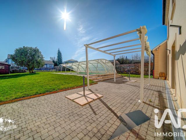 Maison 7 pièces 216 m²