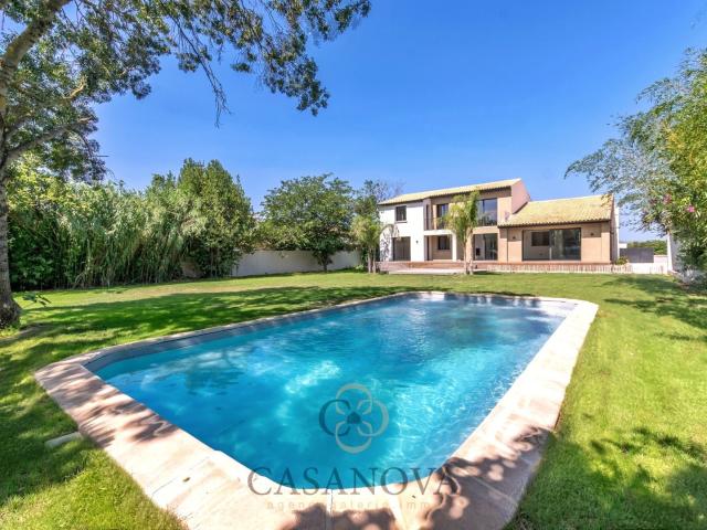 Maison 7 pièces 217 m²