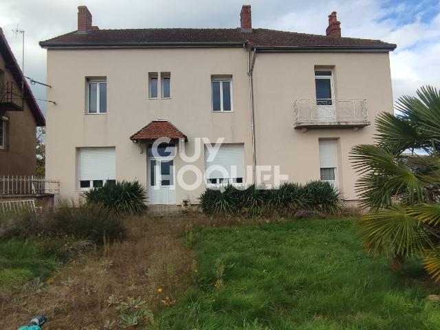 Maison 7 pièces 217 m²