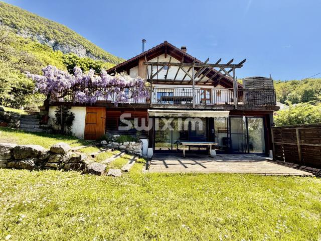 Maison 7 pièces 217 m²