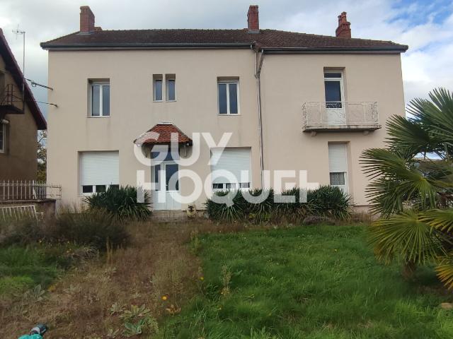 Maison 7 pièces 217 m²