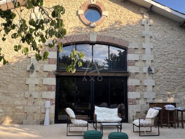Maison 7 pièces 218 m²