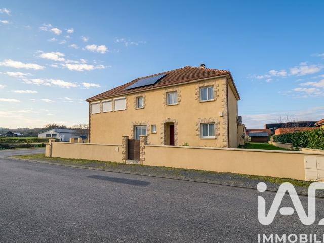Maison 7 pièces 218 m²
