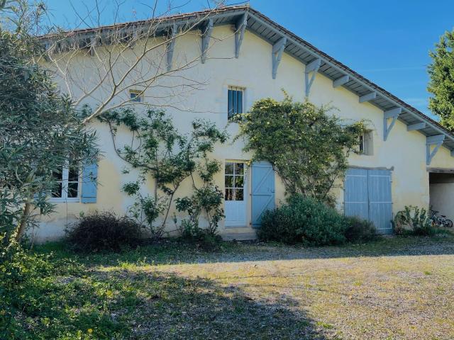 Maison 7 pièces 218 m²