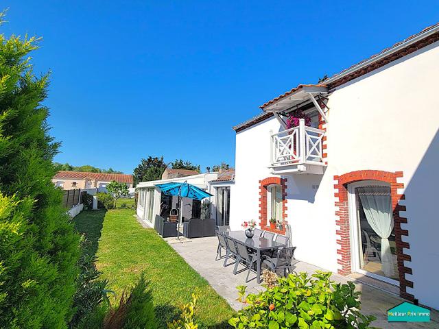 Maison 7 pièces 219 m²