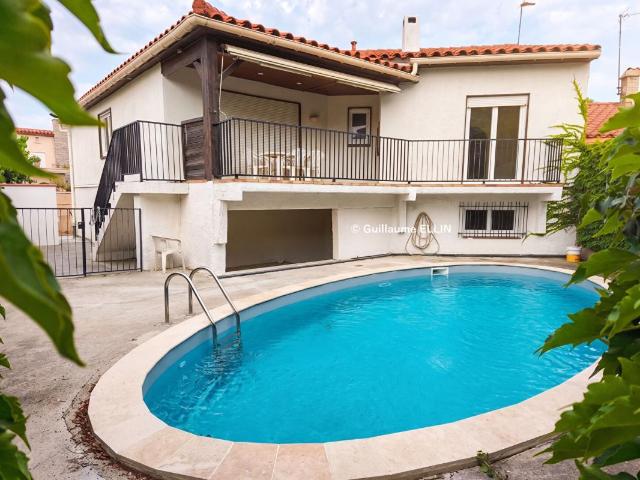 Maison 7 pièces 219 m²